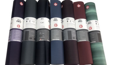 Thảm tập yoga Manduka cao su – THE PRO
