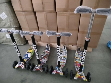 XE TRƯỢT SCOOTER 3 BÁNH - 2863