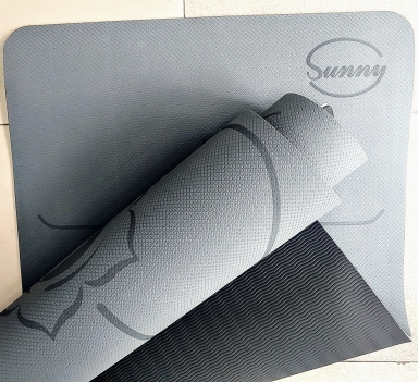 THẢM TẬP YOGA TPE SUNNY 2 LỚP 6MM ĐỊNH TUYẾN - XÁM ĐEN (TẶNG TÚI ĐỰNG THẢM)